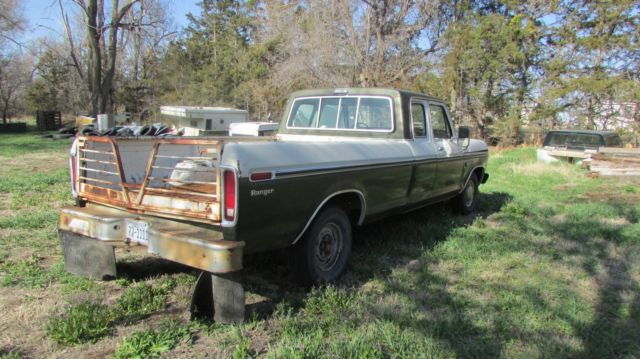 1975 Brown Ford F-150 Extended Cab Pickup