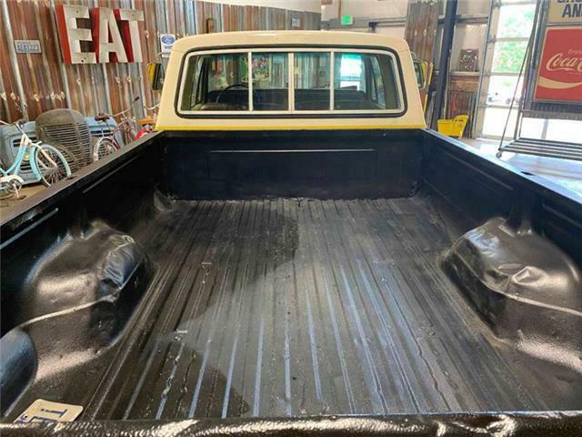 1975 Yellow Ford F-250 Pickup Truck