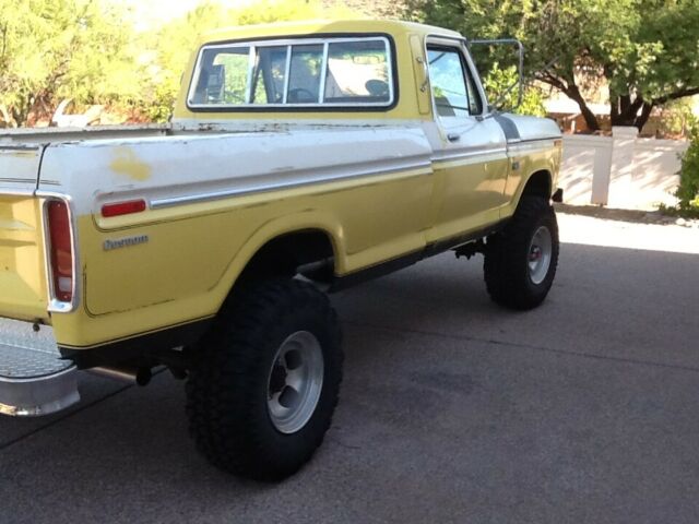 1975 Yellow Ford F-250