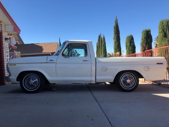 1975 Ford F-100