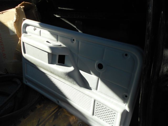 1975 Black Ford F-150 Standard Cab Pickup