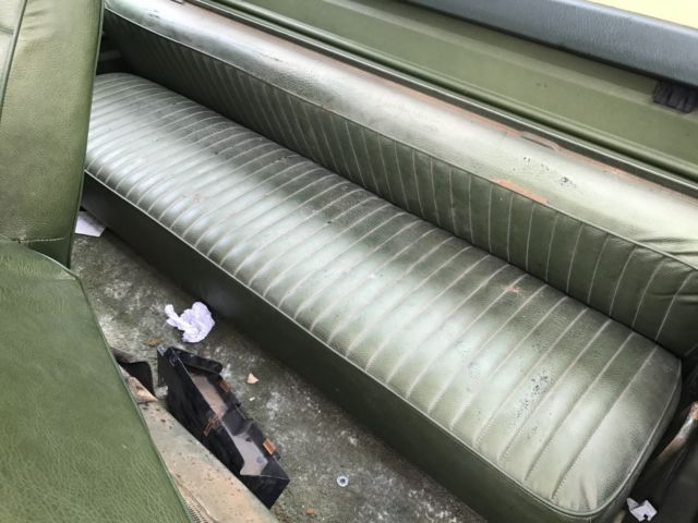 1975 Pea Green Ford F-250 Extended Cab Pickup