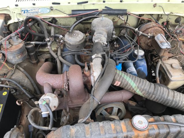 1975 Pea Green Ford F-250 Extended Cab Pickup