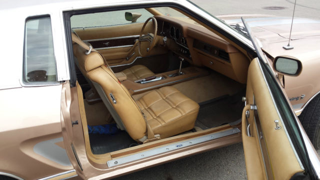 1975 Brown Ford Mustang Coupe