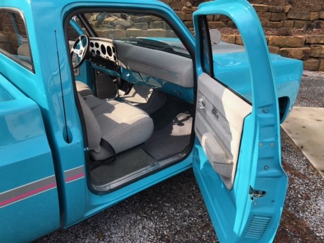 1975 Aqua GMC Sierra 1500 Regular cab