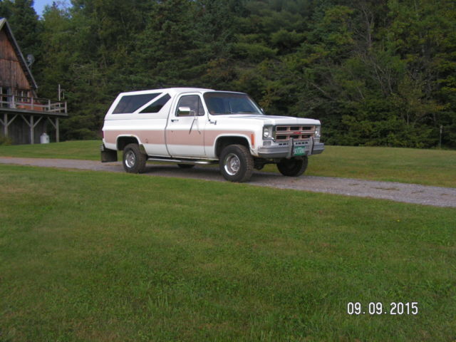 1975 white/tan GMC Sierra 1500 Standard Cab Pickup