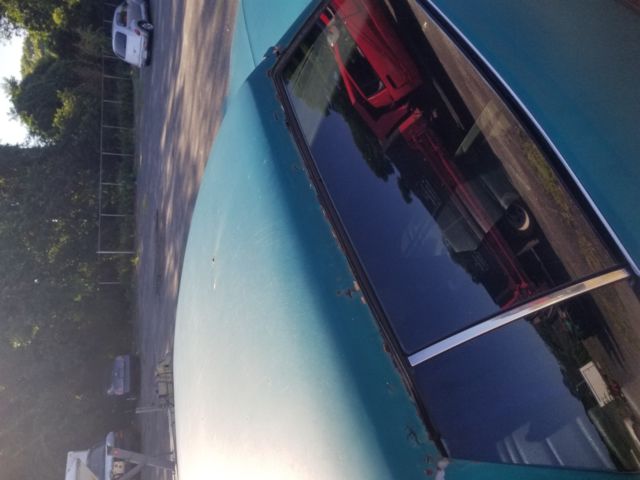 1975 Green Ford Torino Sedan