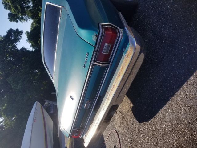 1975 Green Ford Torino Sedan