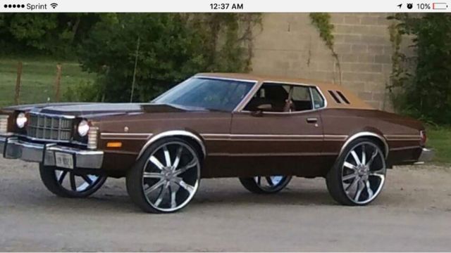 1975 Blue Ford Torino Coupe