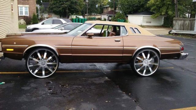 1975 Blue Ford Torino Coupe