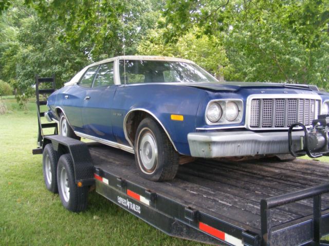 1975 Blue Ford Torino Coupe