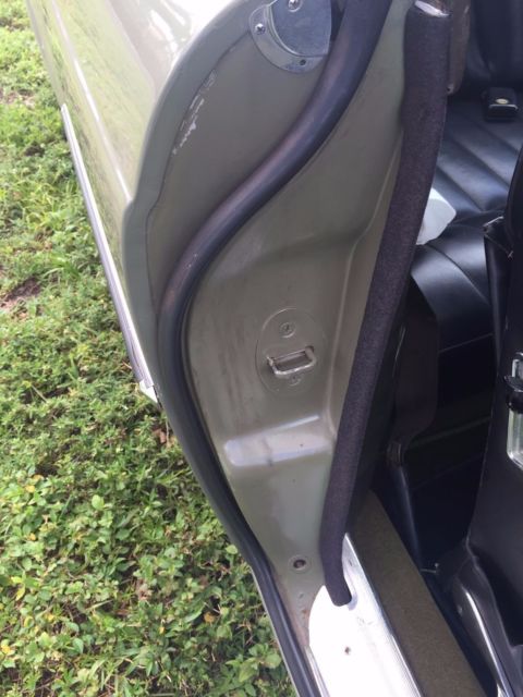 1975 Carmine Red Jaguar XJ6 Coupe