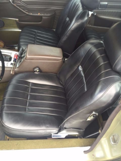 1975 Carmine Red Jaguar XJ6 Coupe