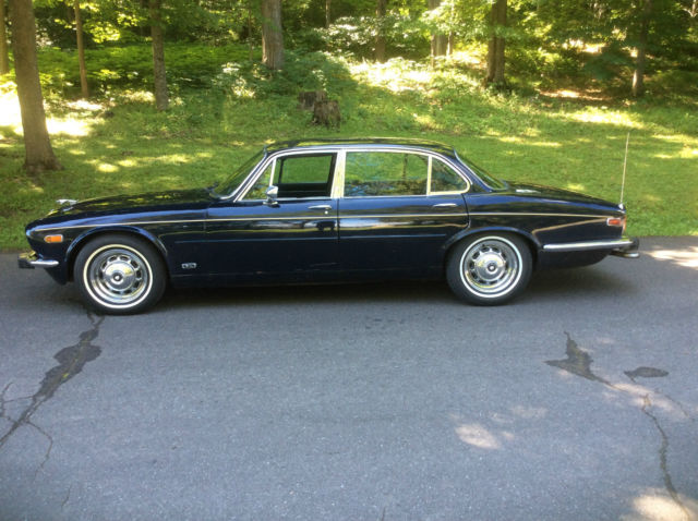 1975 Blue Jaguar XJ6 Sedan