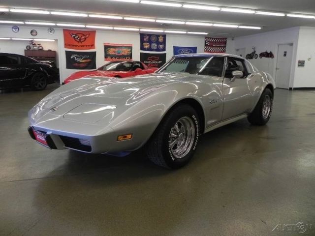 1975 Silver Chevrolet Corvette