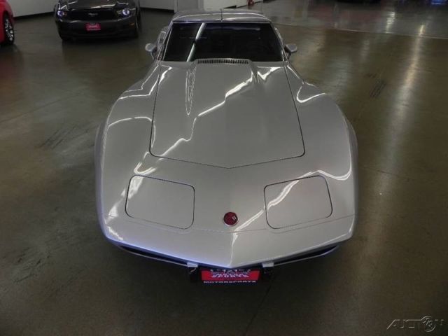 1975 Silver Chevrolet Corvette