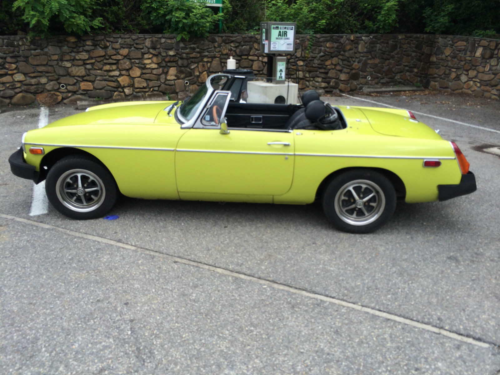 1975 Lime Green MG MGB Convertible