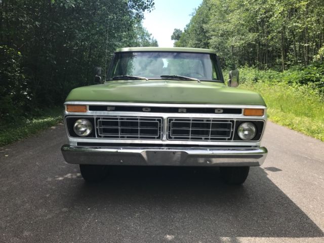 1975 Ford F-100