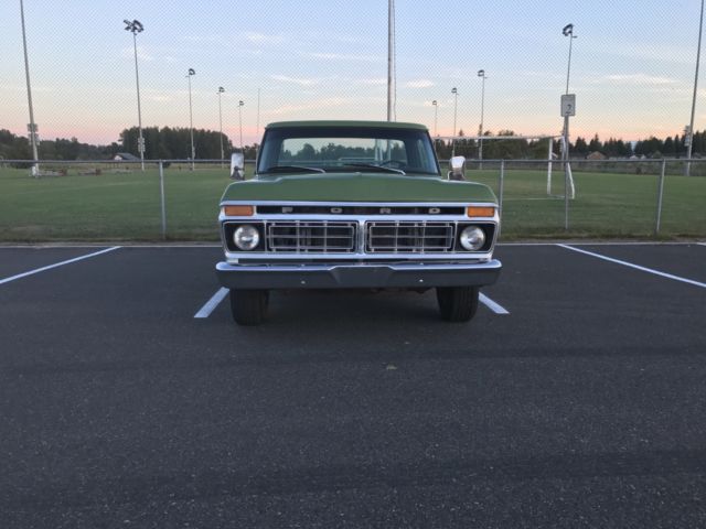1975 Ford F-100