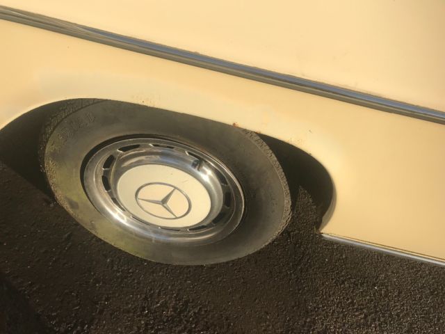 1975 Tan Mercedes-Benz C-Class Coupe