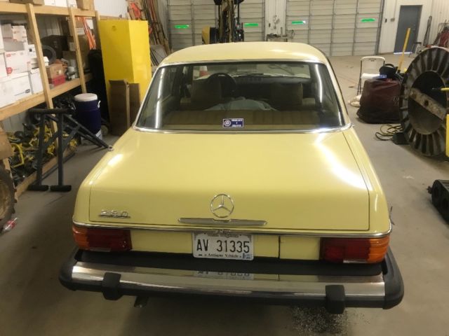 1975 Yellow Mercedes-Benz 200-Series Sedan