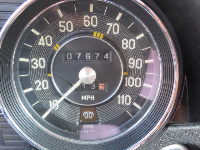 1975 Green Mercedes-Benz 300-Series Sedan