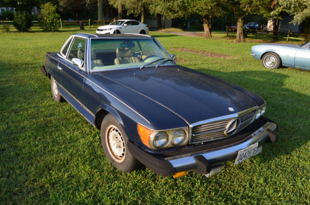 1975 Blue Mercedes-Benz 400-Series Convertible