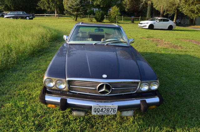 1975 Blue Mercedes-Benz 400-Series Convertible
