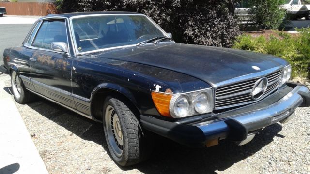1975 Black Mercedes-Benz 400-Series Coupe