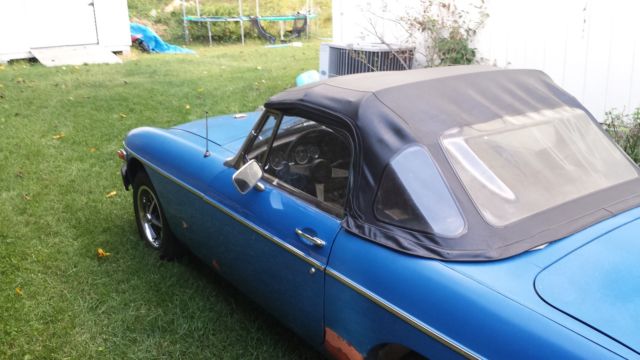 1975 Blue MG MGB Convertible