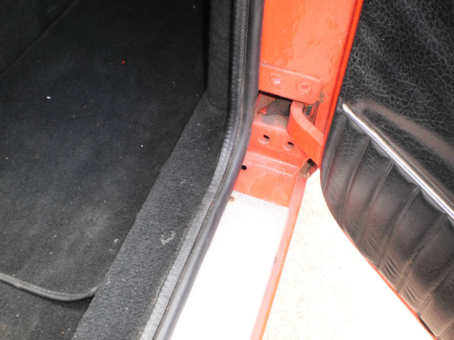 1975 Red MG MGB Convertible