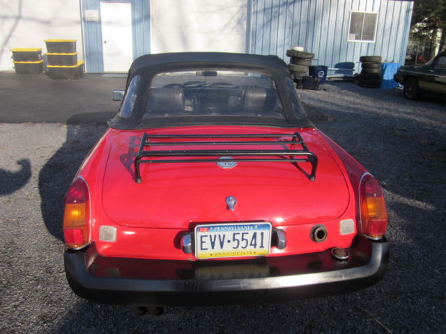 1975 Red MG MGB Convertible