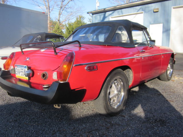 1975 Red MG MGB Convertible
