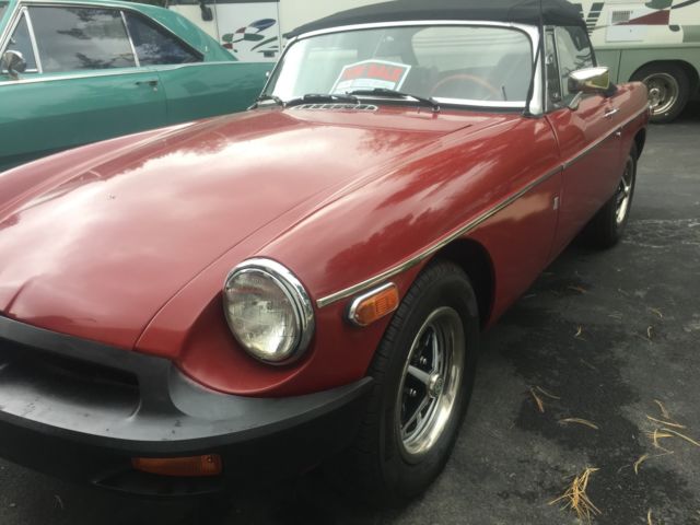 1975 Burgundy MG MGB Convertible
