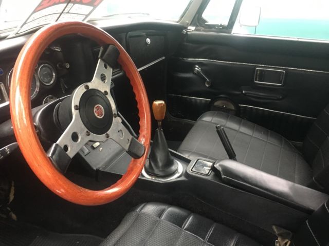 1975 Burgundy MG MGB Convertible