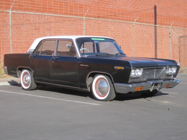 1975 Black/White Top Mitsubishi DEBONAIR Sedan
