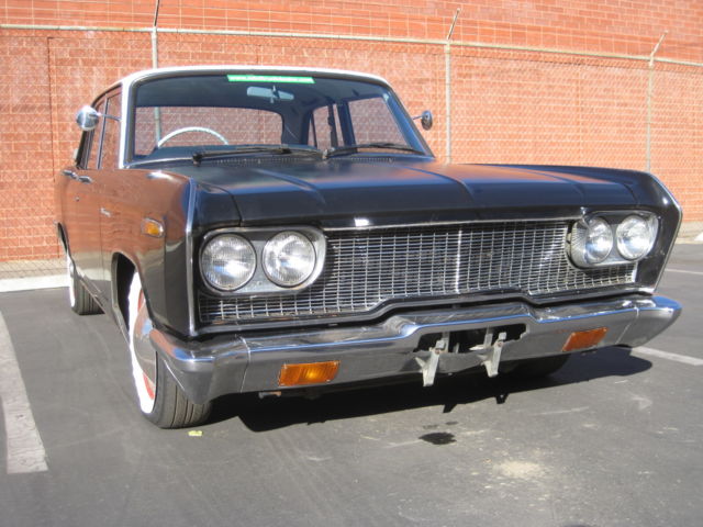 1975 Black/White Top Mitsubishi DEBONAIR Sedan