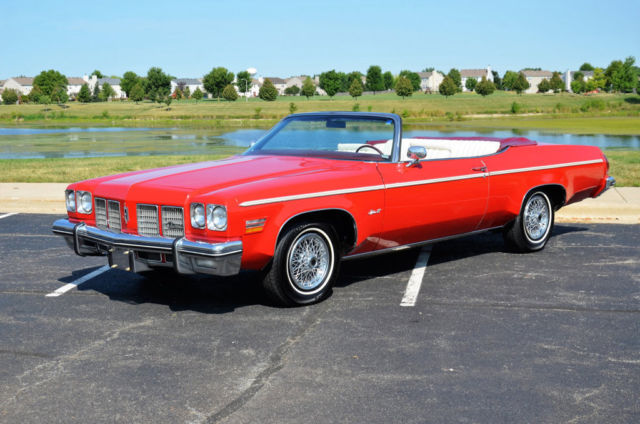 1975 Red Oldsmobile Eighty-Eight Convertible