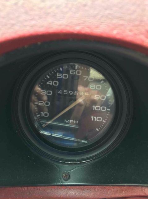 1975 White Oldsmobile Cutlass Coupe