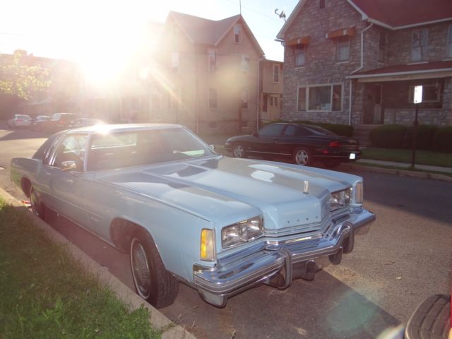 1975 Blue Oldsmobile Toronado Coupe