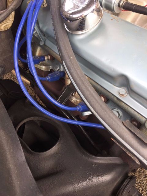 1975 White Pontiac Le Mans Coupe