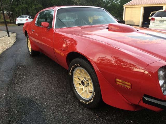 1975 Red Pontiac Trans Am