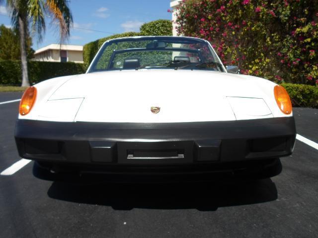 1975 White Porsche 914 Targa