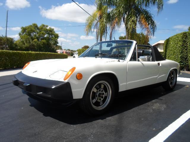 1975 White Porsche 914 Targa