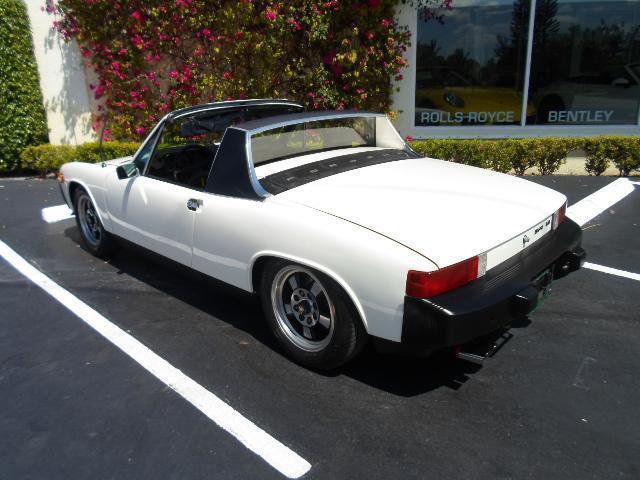 1975 White Porsche 914 Targa