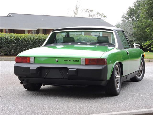 1975 Green Porsche 914 --