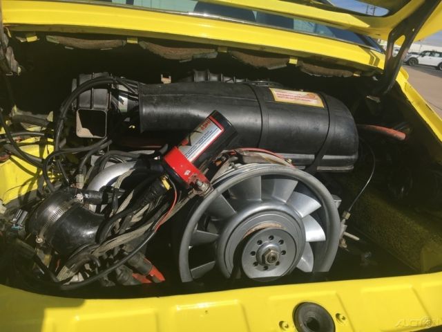 1975 Yellow Porsche 911
