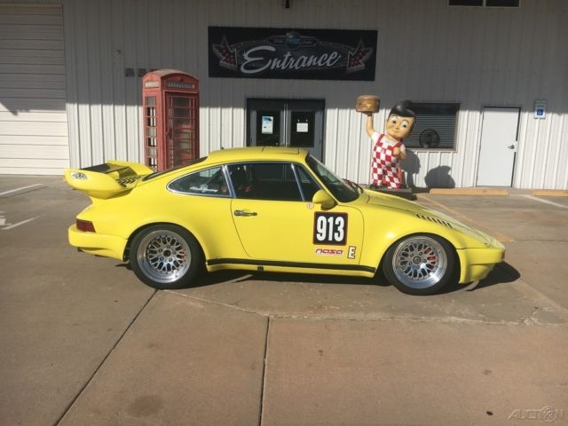 1975 Yellow Porsche 911