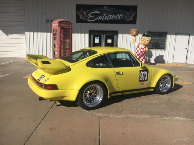 1975 Yellow Porsche 911