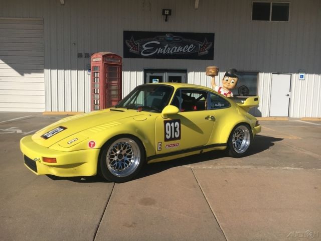 1975 Yellow Porsche 911